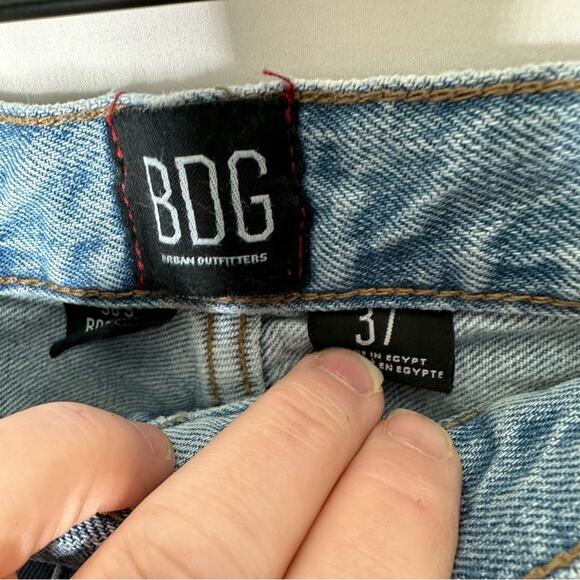 UO BDG 90's Mid-Rise Bootcut Jeans NWT in Size 37 - Picture 5 of 5